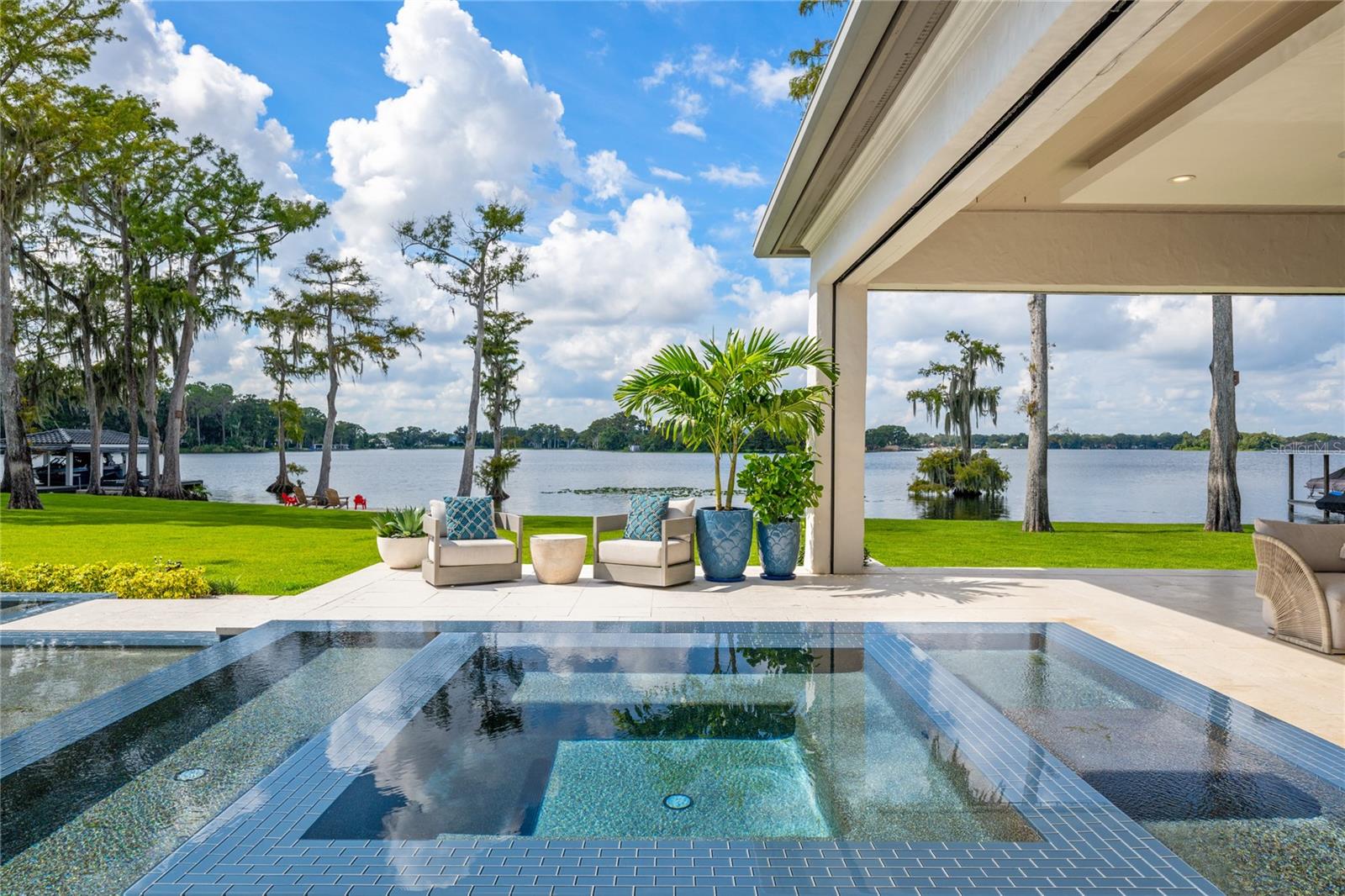 MAITLAND SHORES - Residential