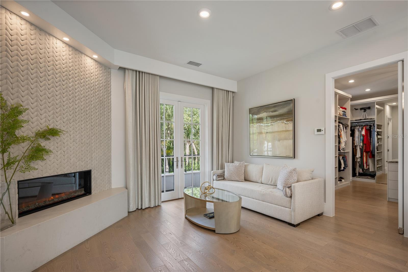 MAITLAND SHORES - Residential