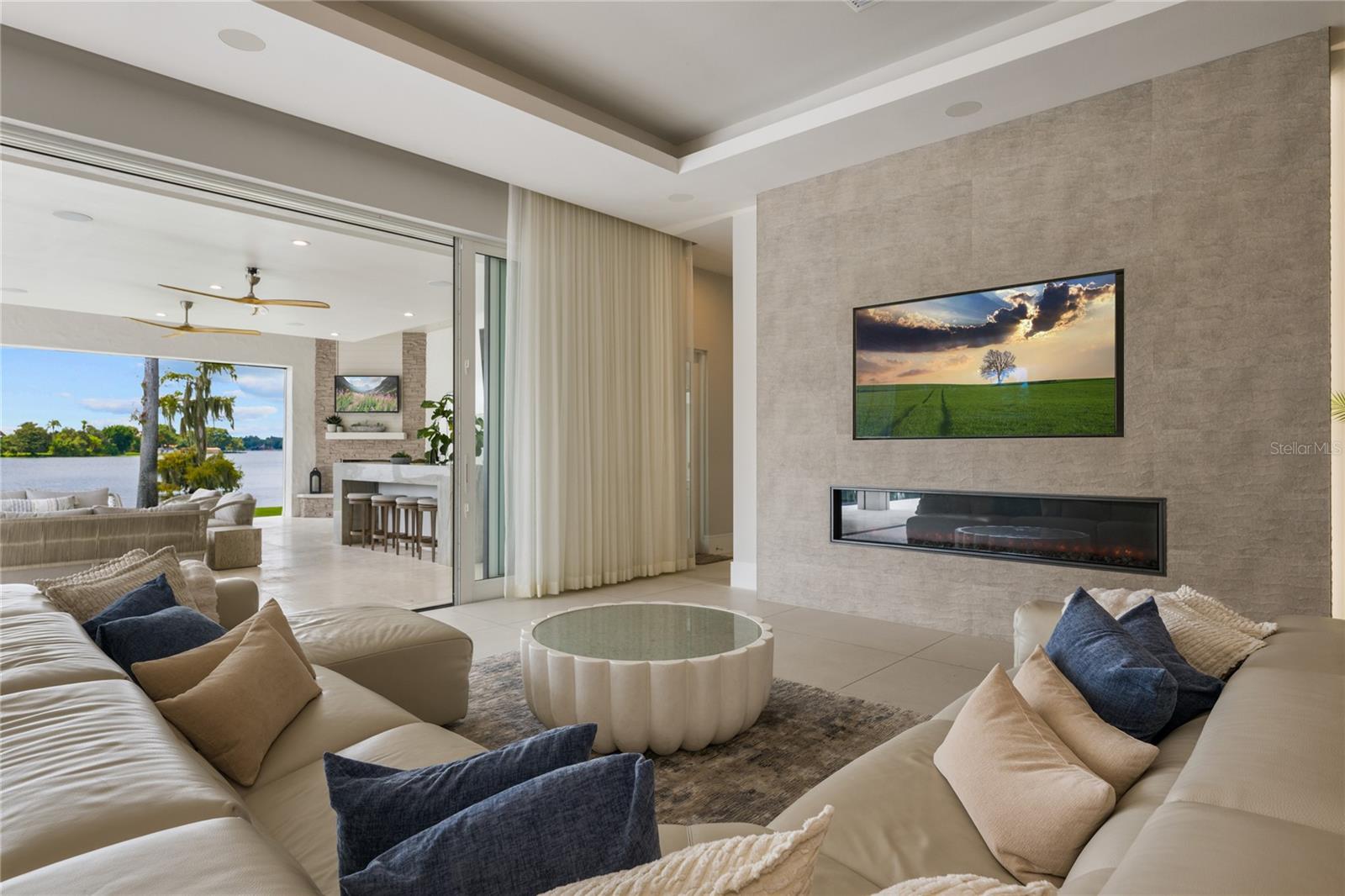 MAITLAND SHORES - Residential