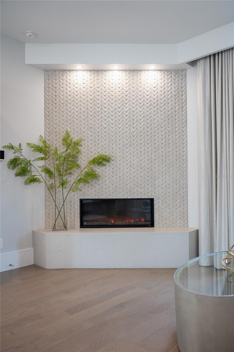 MAITLAND SHORES - Residential