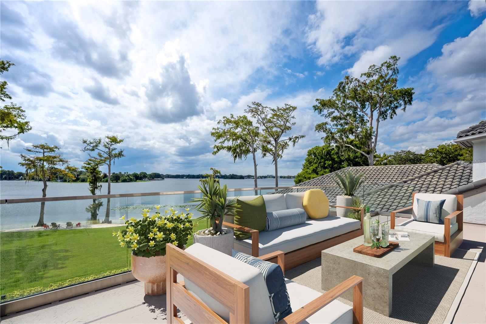 MAITLAND SHORES - Residential