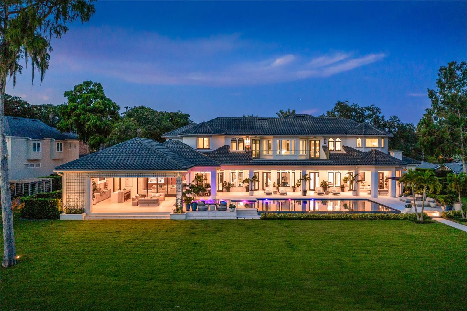 MAITLAND SHORES - Residential