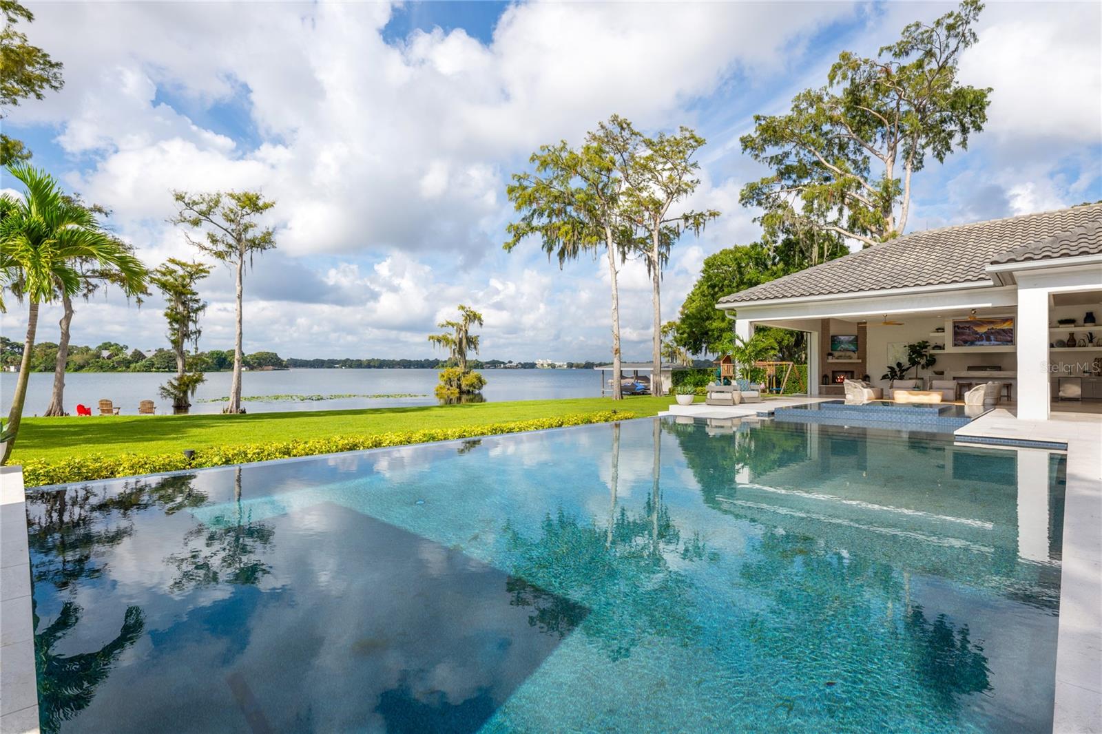 MAITLAND SHORES - Residential