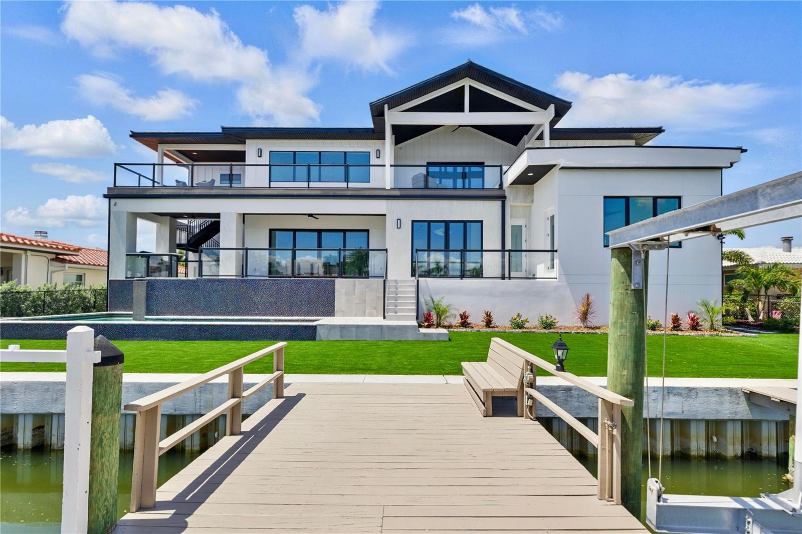 VENETIAN ISLES - Residential