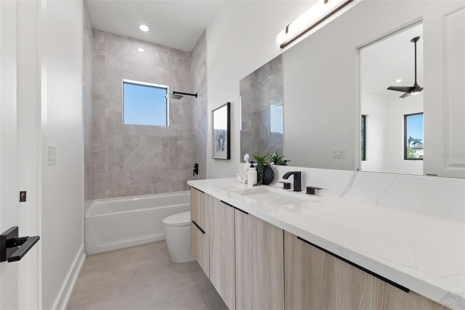 VENETIAN ISLES - Residential