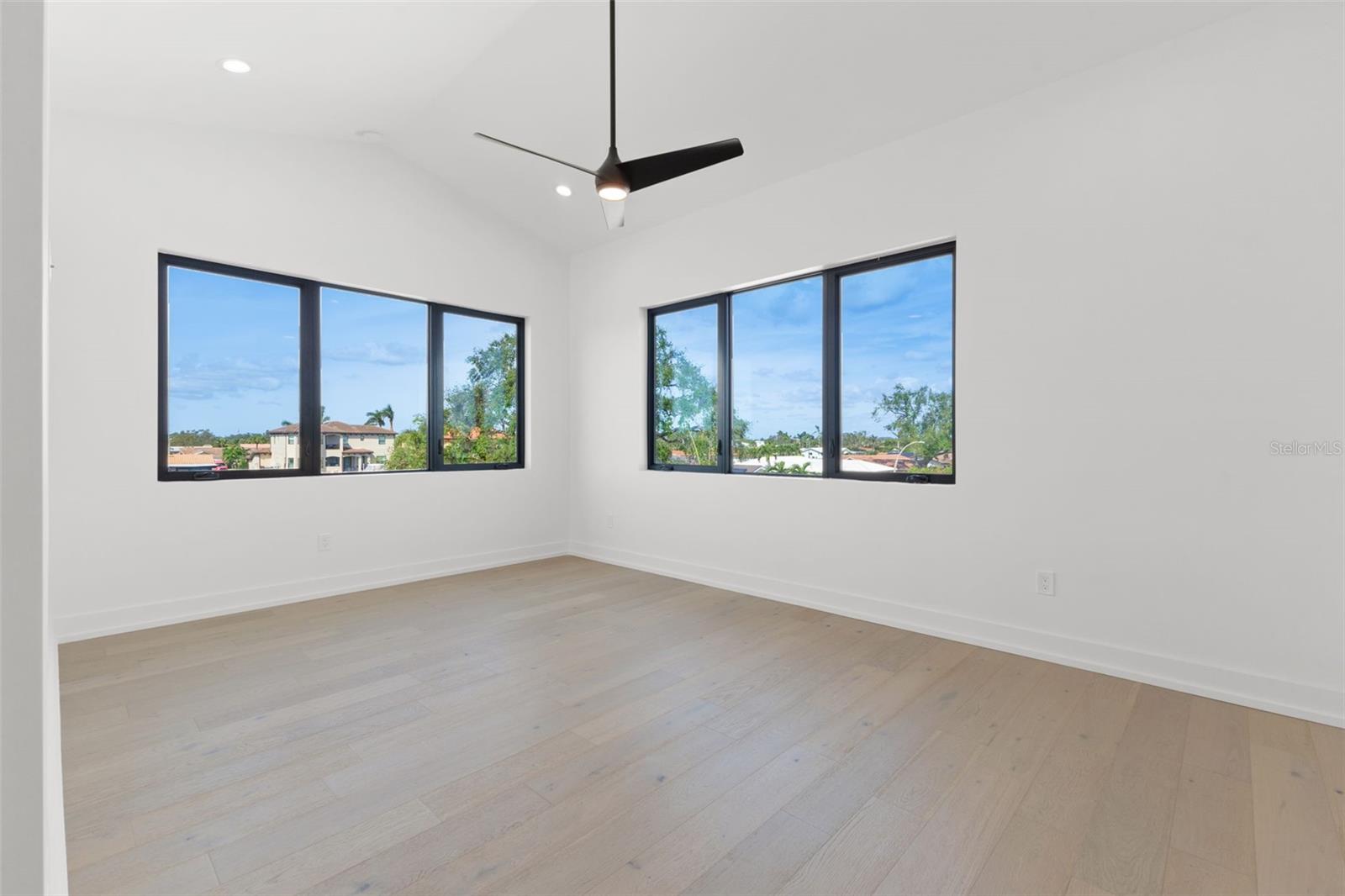 VENETIAN ISLES - Residential