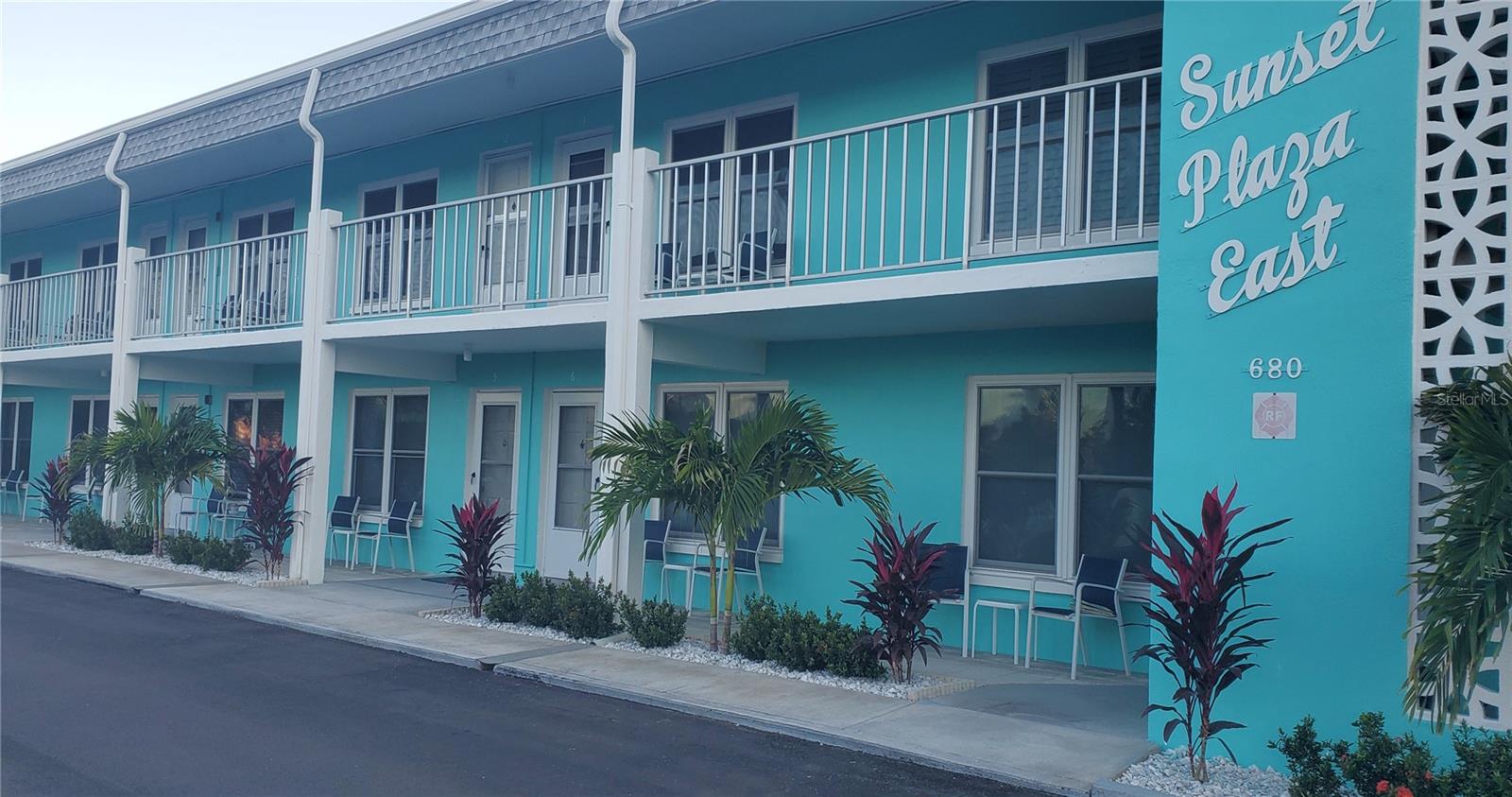 SUNSET PLAZA EAST APTS CONDO - Residential