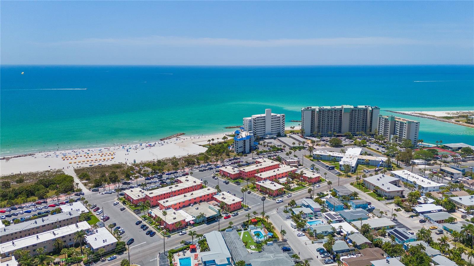 SUNSET PLAZA EAST APTS CONDO - Residential