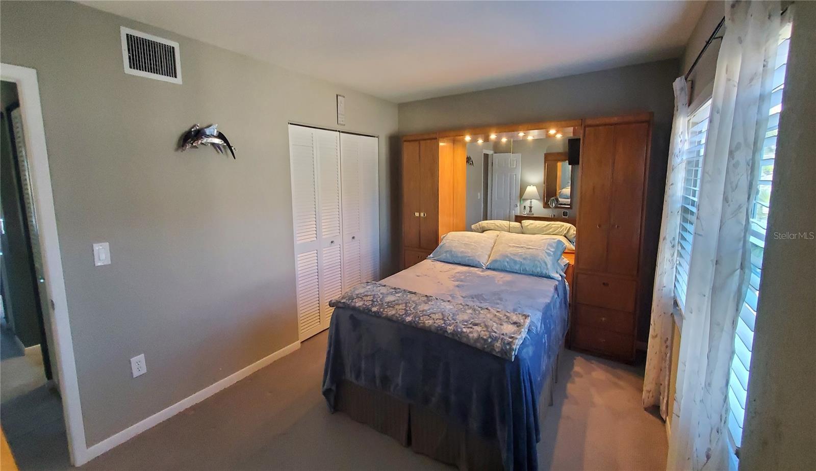 SUNSET PLAZA EAST APTS CONDO - Residential