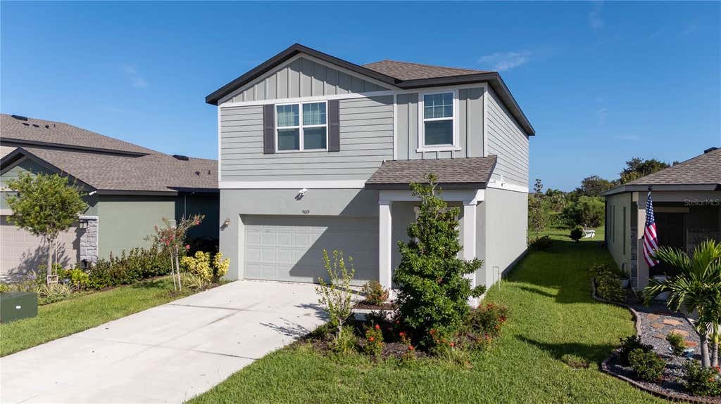 Photo of 9019 Waxwing Way, Parrish, FL 34219 (MLS # A4702731)