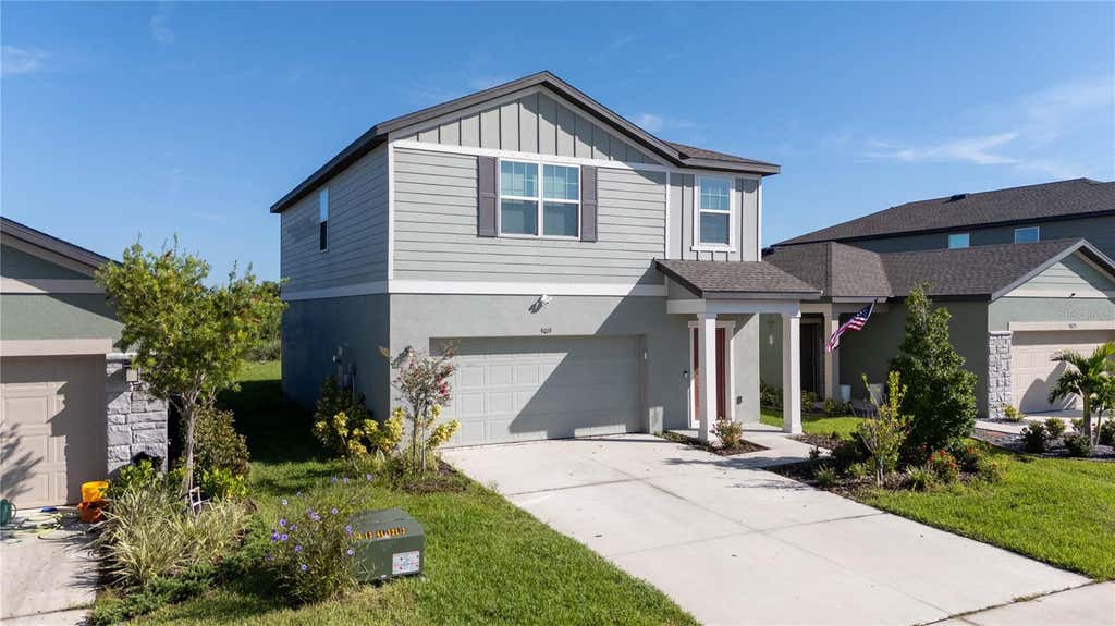 Photo of 9019 Waxwing Way, Parrish, FL 34219 (MLS # A4702731)