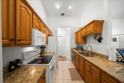 Tiny photo for 8859 SW 196th Avenue Road, Dunnellon, FL 34432 (MLS # OM724317)