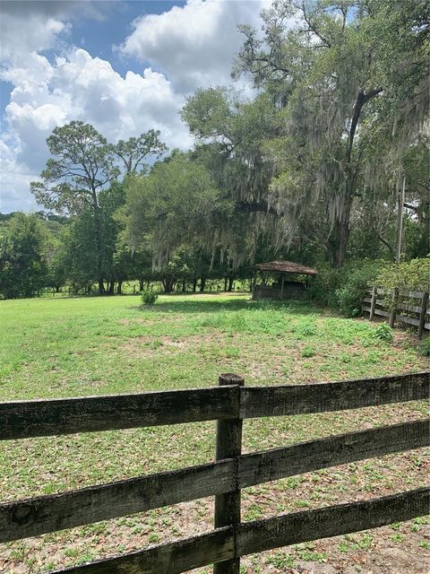 A home in DELAND