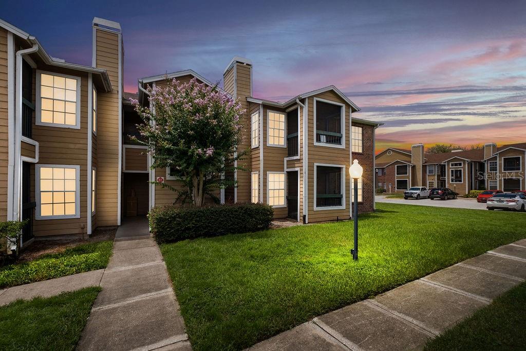 LOCATION / MOVE -IN READY / INCOME PRODUCING 1 Bedroom / 1 Bathroom Condo.
Welcome to Regency Gardens, where convenience meets lifestyle! This beautifully maintained CONDO offers the perfect blend of comfort and investment potential. Featuring stainless steel appliances, in-unit washer and dryer, and a thoughtfully designed layout, this home is both practical and stylish.
Currently tenant-occupied with excellent rental history on a month-to-month lease, this property is an immediate income-producing investment. The tenant would love to stay, making it an easy transition for investors.
Community Highlights:
• Two newly renovated swimming pools
• Clubhouse with social lounge & internet access
• Fitness center
• Tennis courts
• Playground & picnic areas
• Dog park
• Walking/jogging trails
• Car wash station
• Exciting new renovations underway!
Prime Location:
• Just 10 minutes from Orlando International Airport
• Less than 20 minutes to Downtown Orlando
• Easy access to major highways (408, 528, 417)
• Close to shopping, dining, and entertainment
• Zoned for highly sought-after BOONE HIGH SCHOOL .
Whether you’re looking for your next investment property or a cozy place to call home, this condo checks all the boxes. With its unbeatable location, strong rental potential, and resort-style amenities, it’s truly a rare find in Orlando’s hot market.
Schedule your showing today and see why Regency Gardens is the perfect place to invest or live!