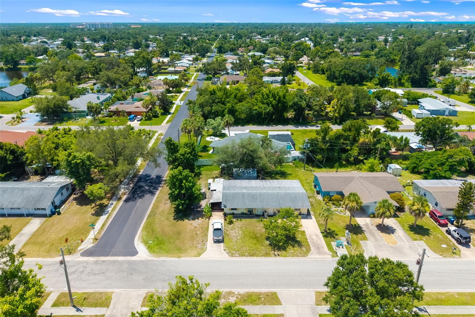 VENICE GARDENS - Residential Income