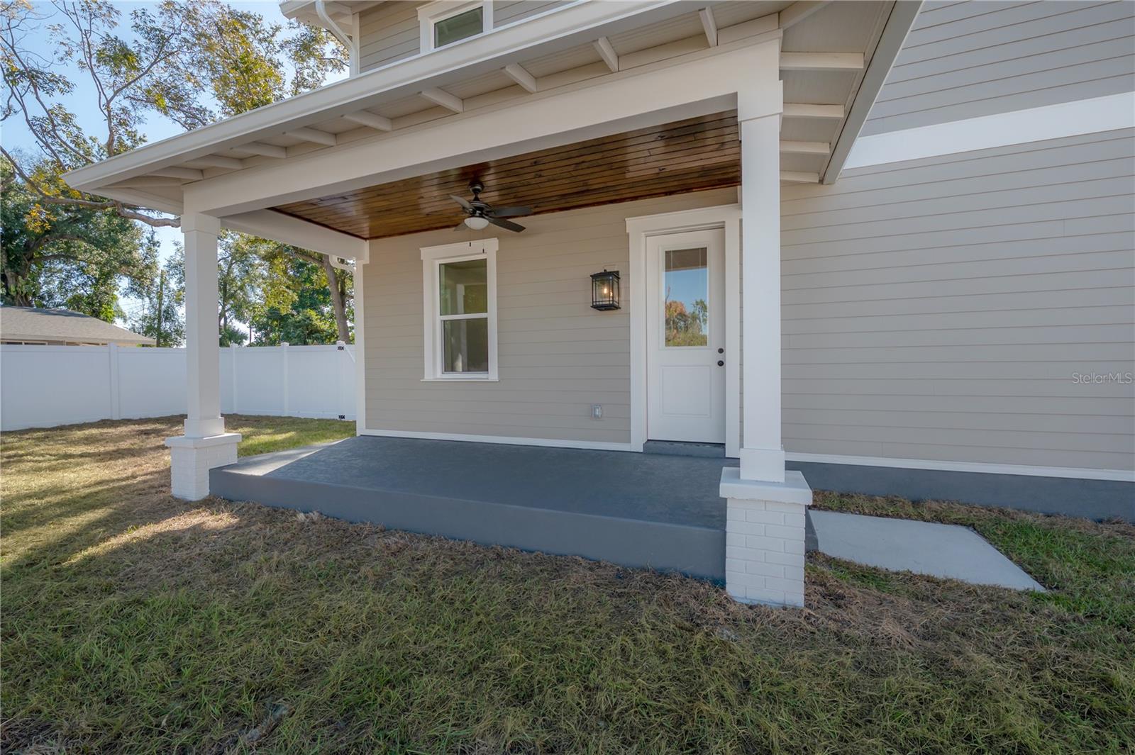 RECORD GROVE - Residential