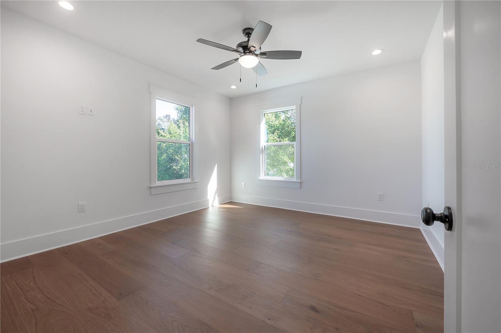 RECORD GROVE - Residential