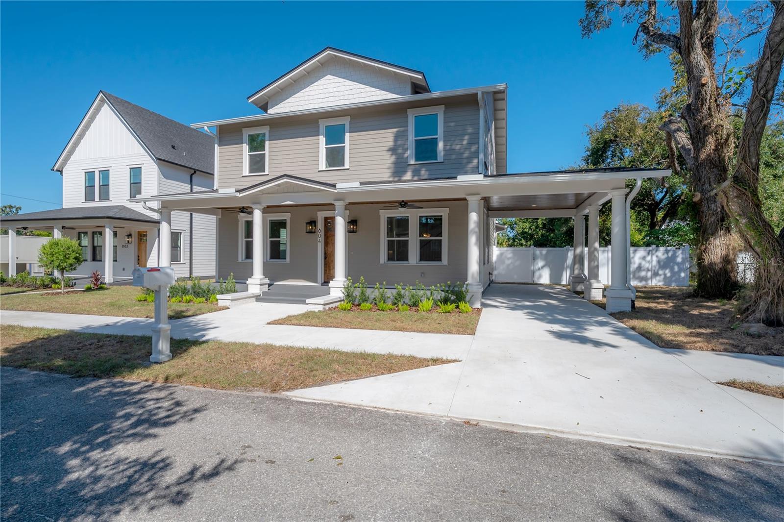 RECORD GROVE - Residential