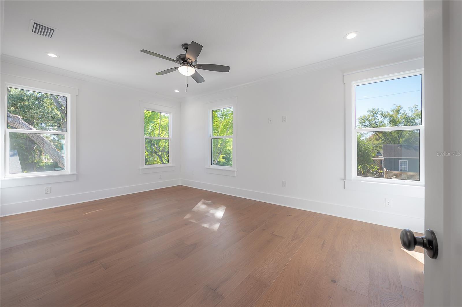 RECORD GROVE - Residential