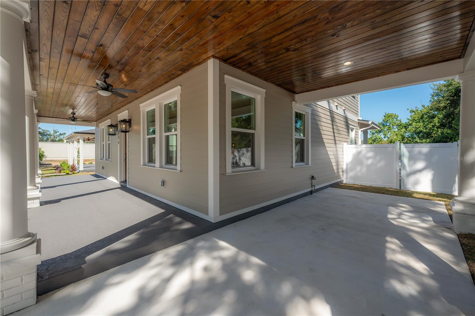 RECORD GROVE - Residential