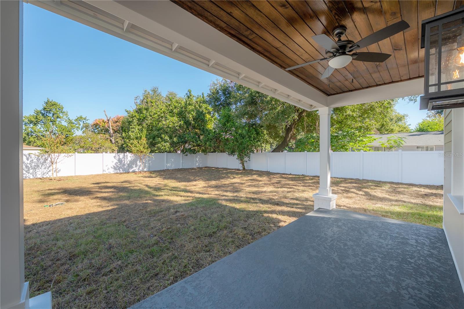 RECORD GROVE - Residential