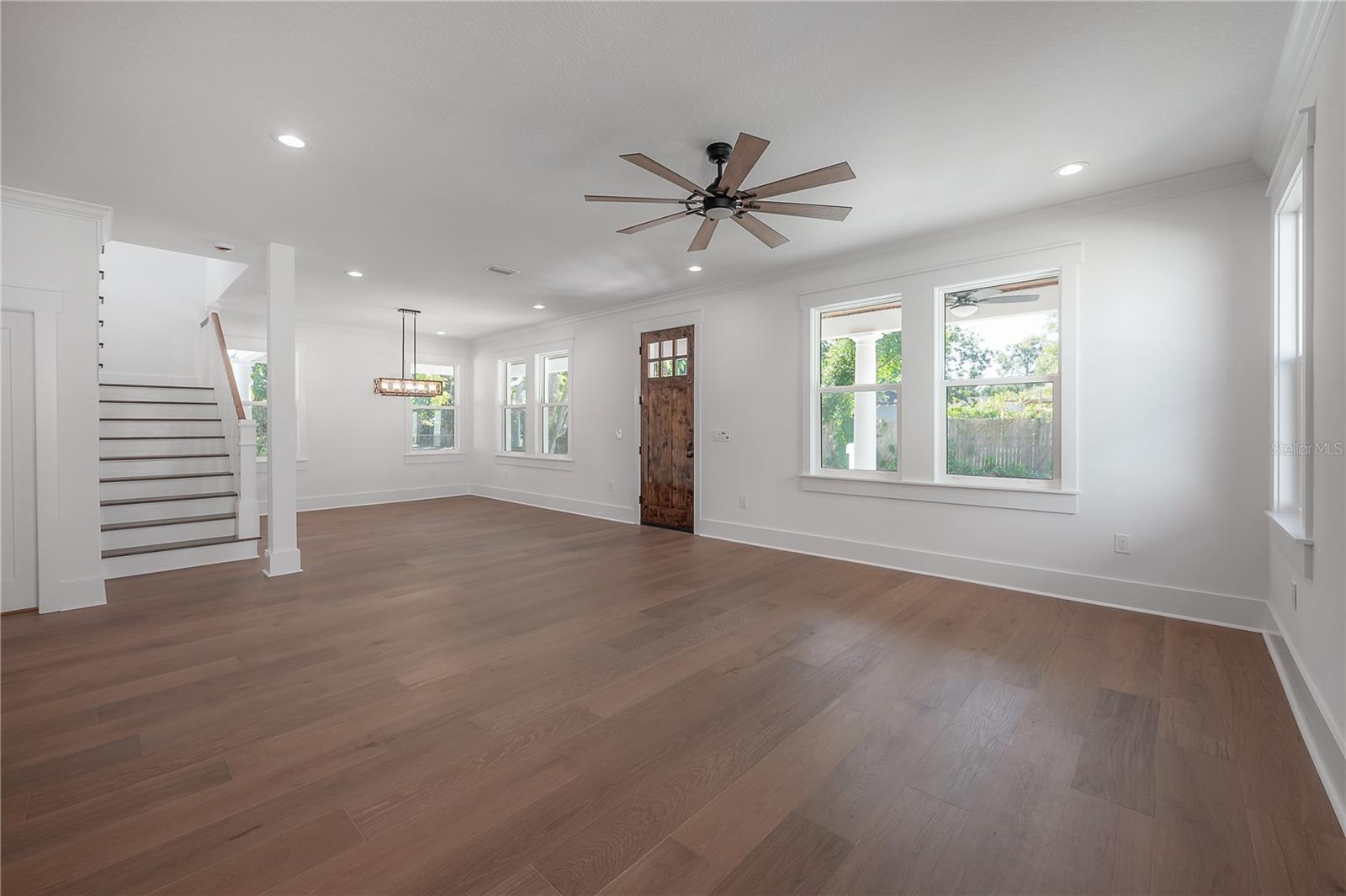 RECORD GROVE - Residential