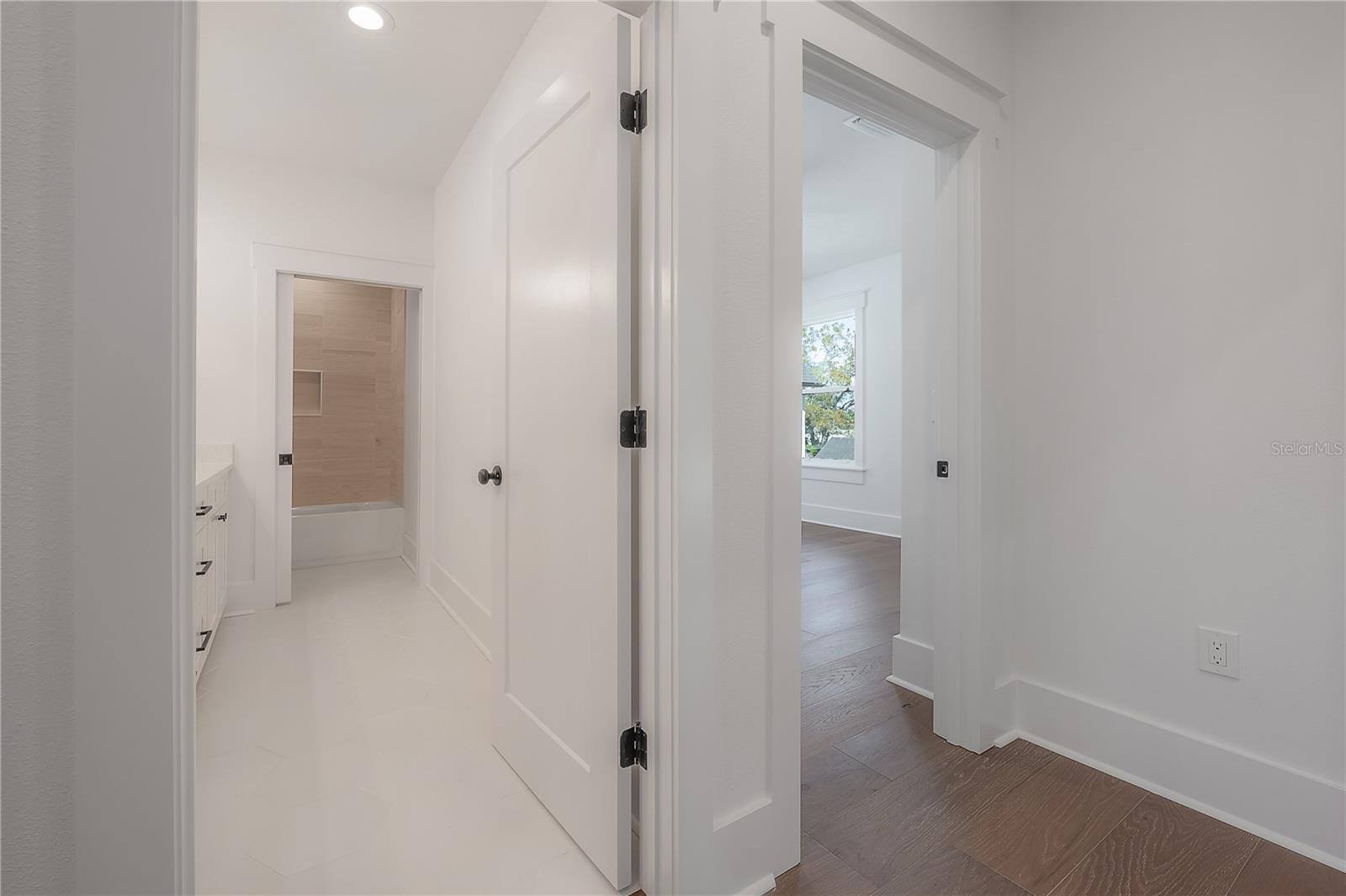 RECORD GROVE - Residential