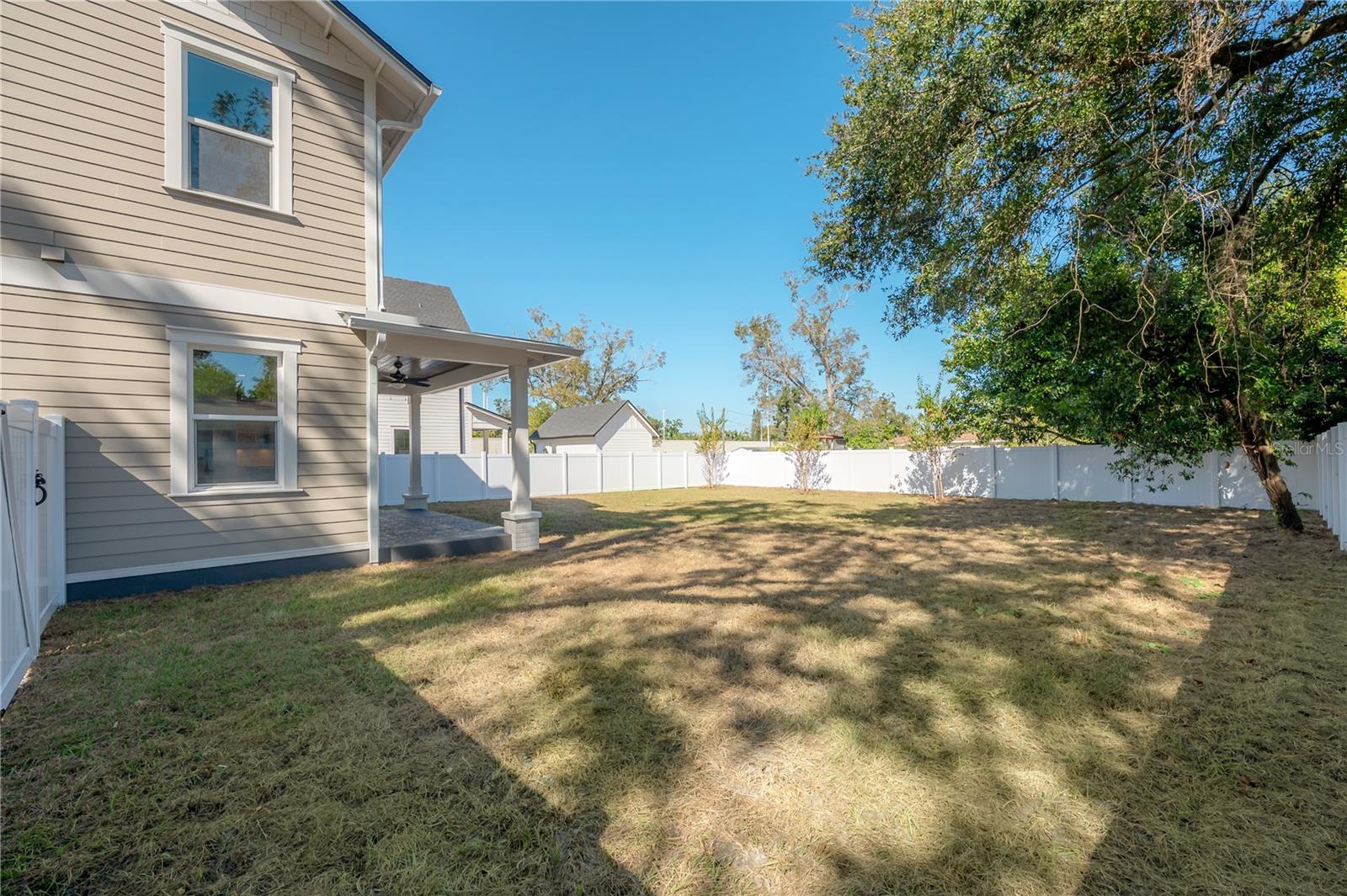 RECORD GROVE - Residential