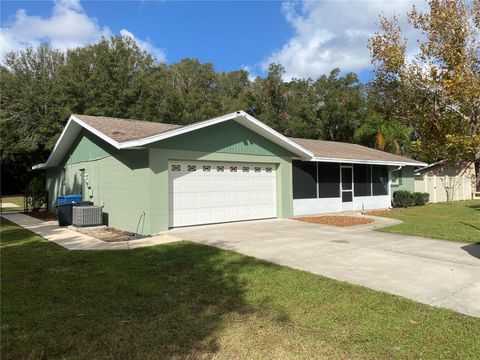 A home in DELAND