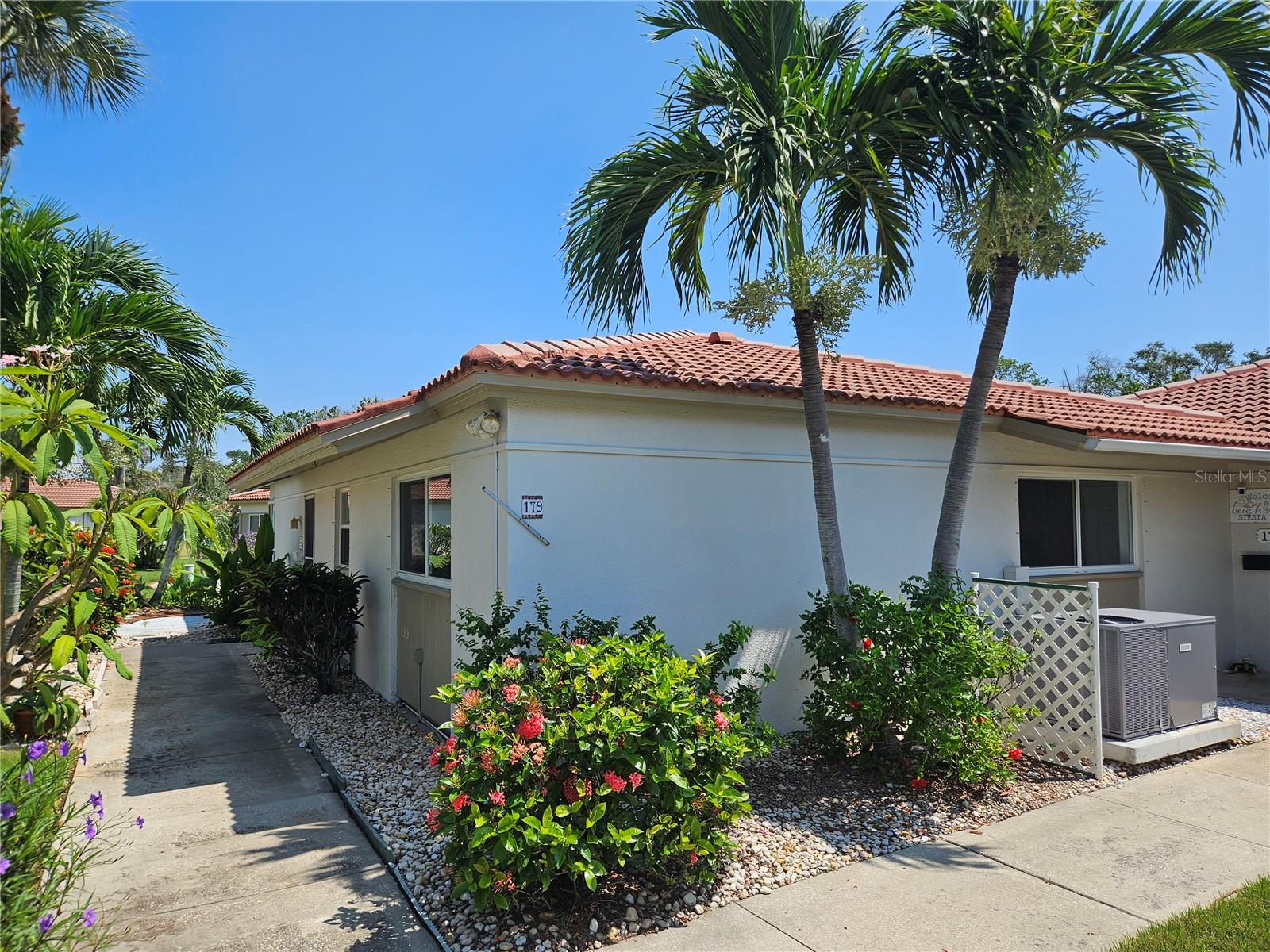 179 VISTA HERMOSA CIRCLE 17B