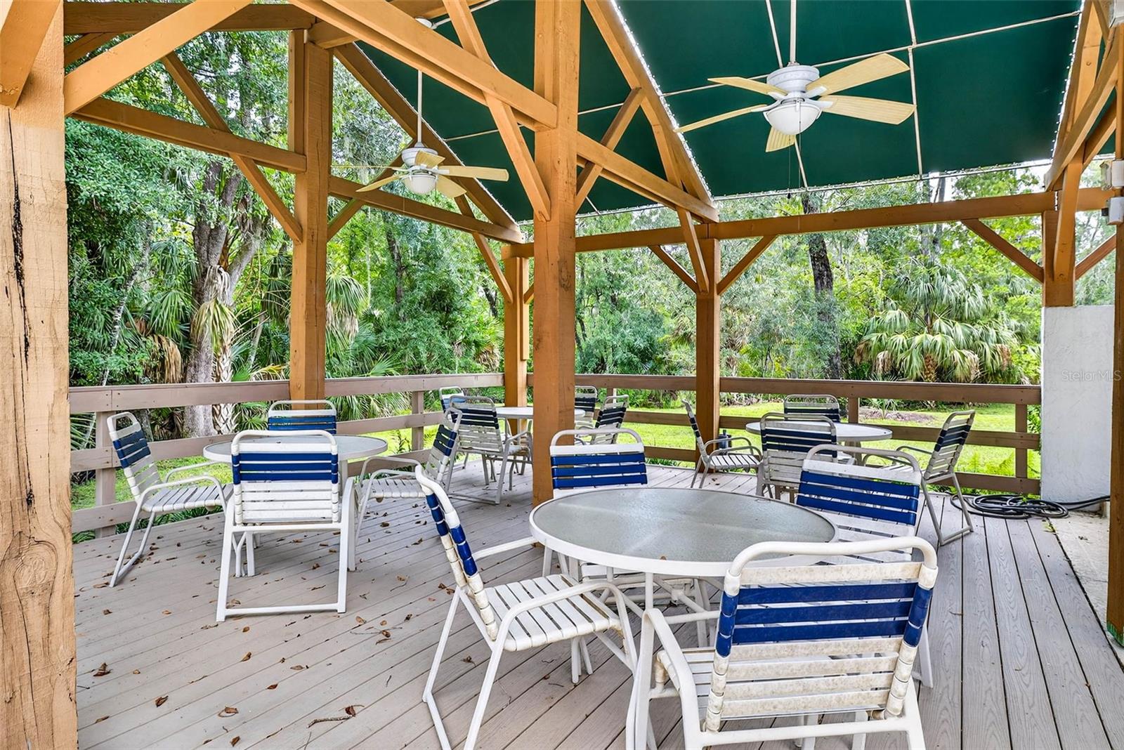 VISTA DEL RIO - Residential