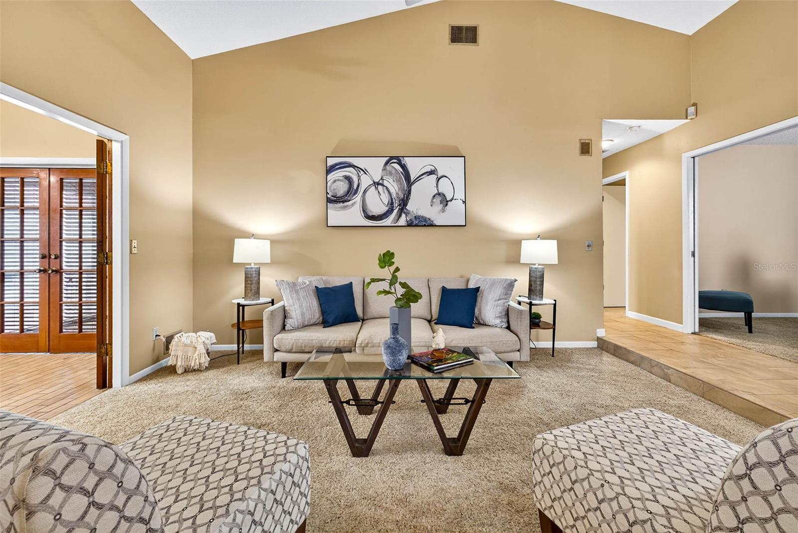 VISTA DEL RIO - Residential