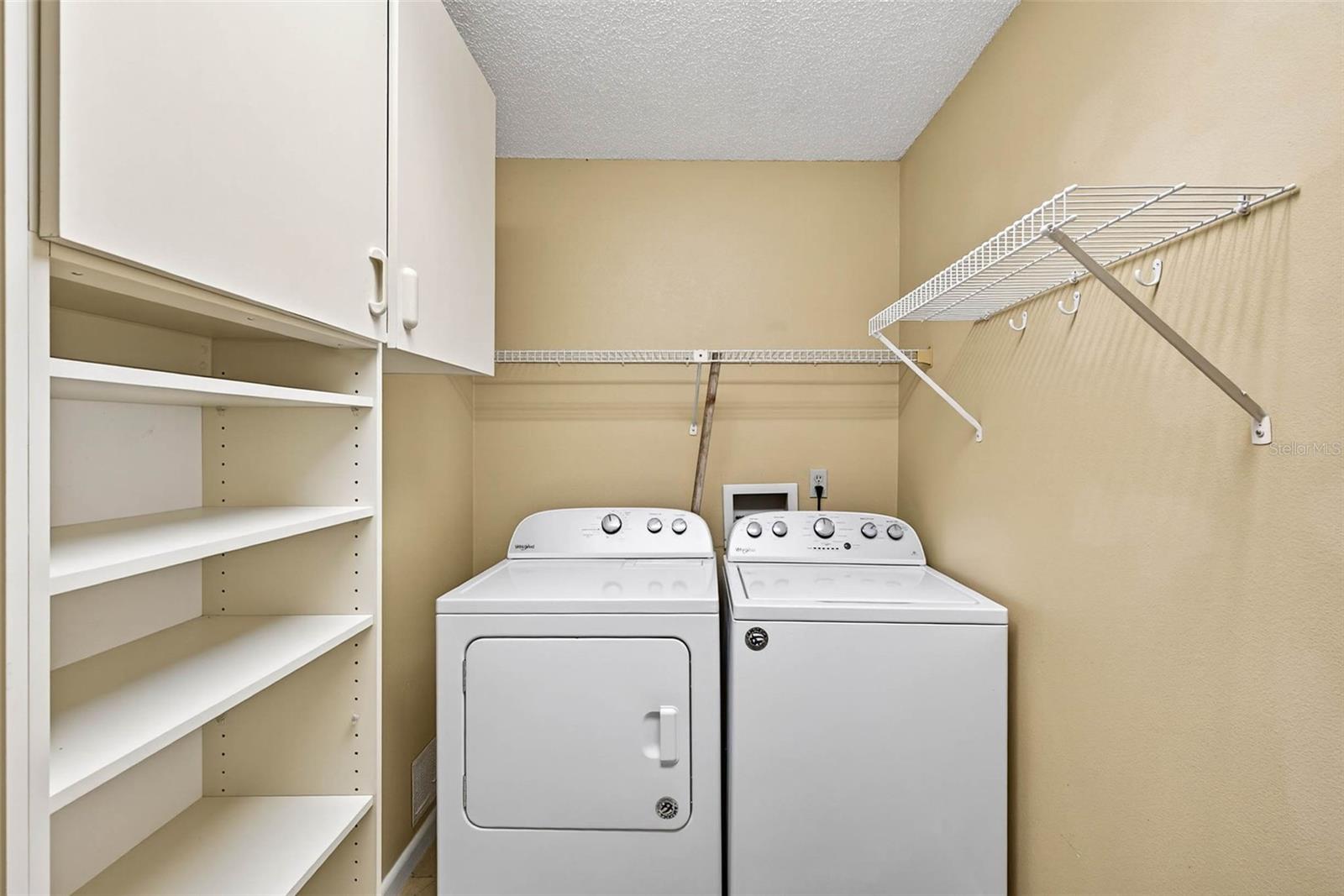 VISTA DEL RIO - Residential