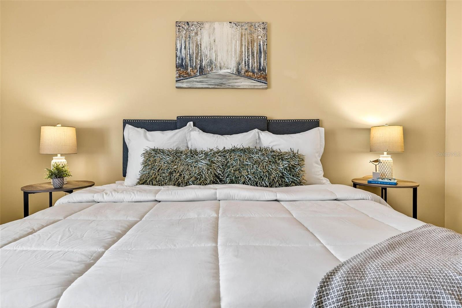 VISTA DEL RIO - Residential