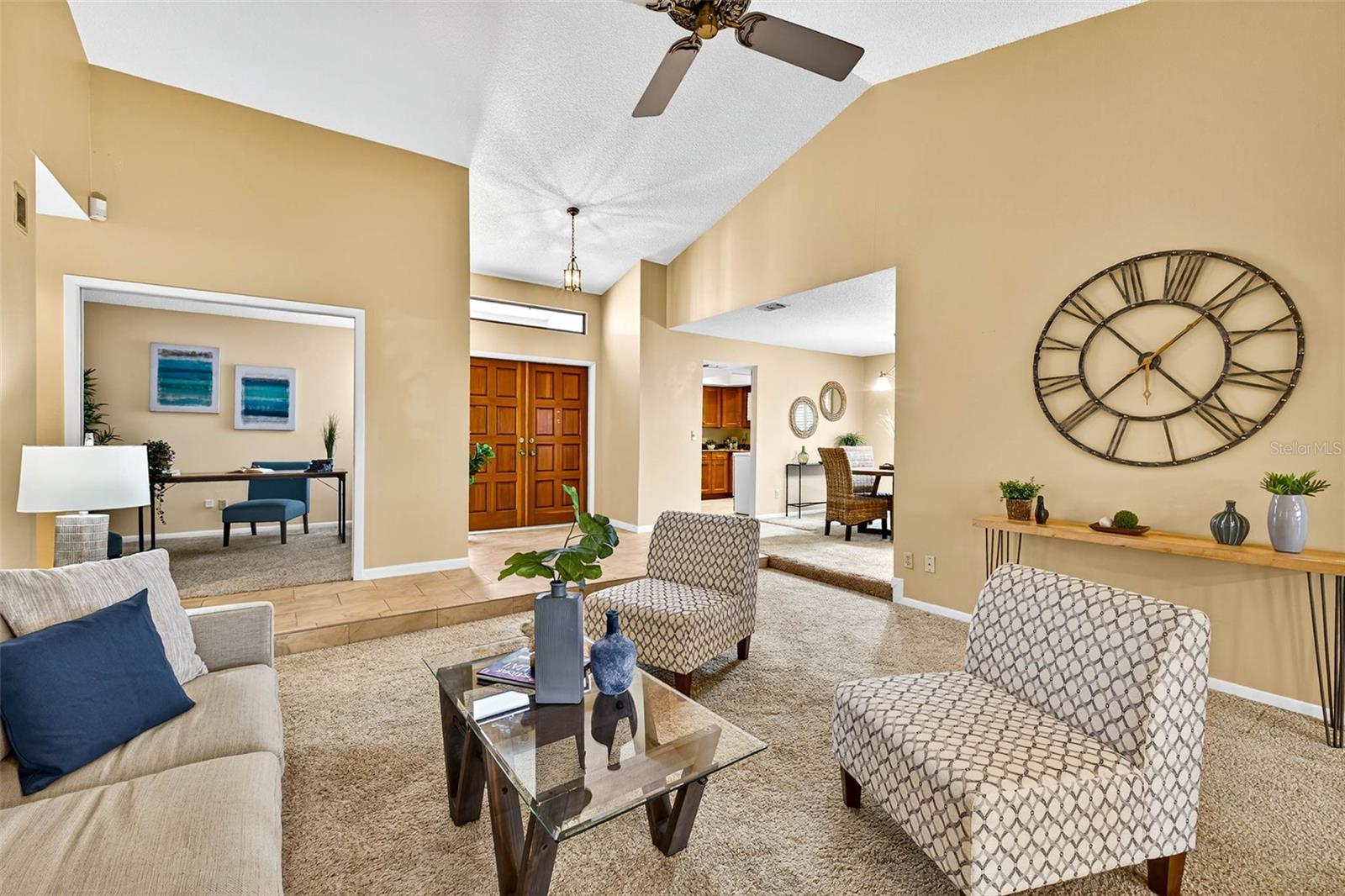 VISTA DEL RIO - Residential