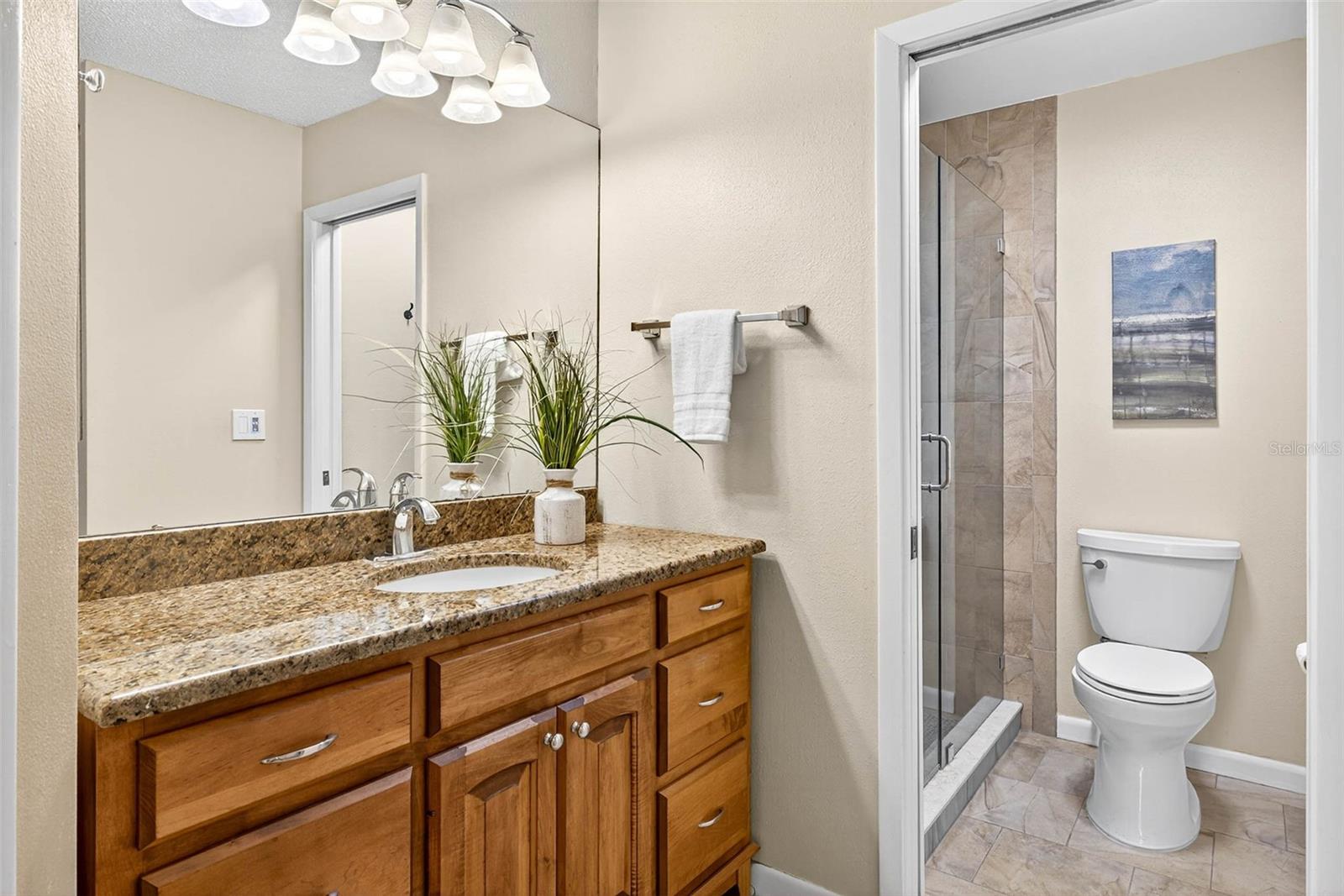 VISTA DEL RIO - Residential