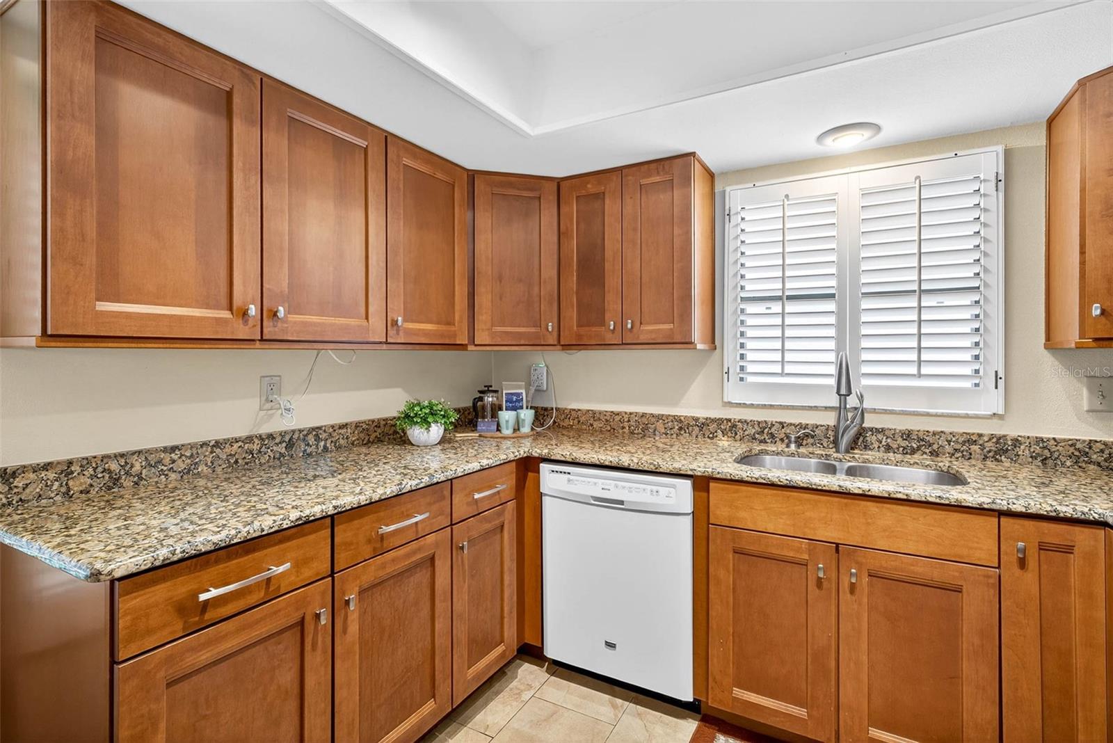 VISTA DEL RIO - Residential