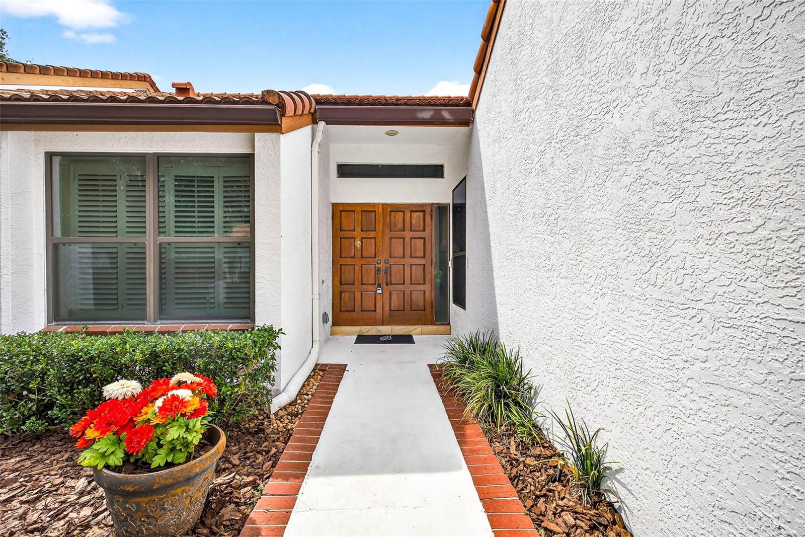 VISTA DEL RIO - Residential