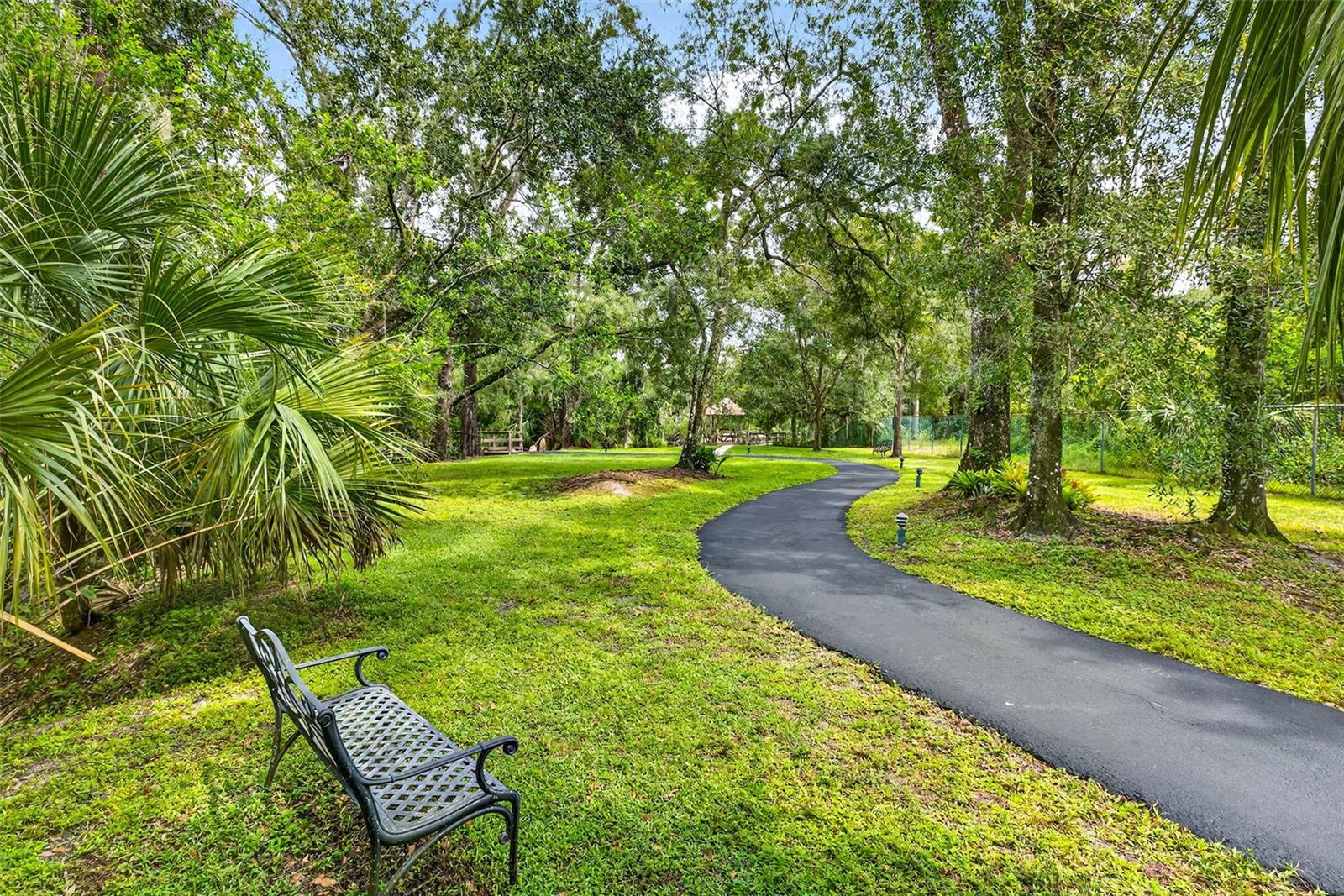 VISTA DEL RIO - Residential