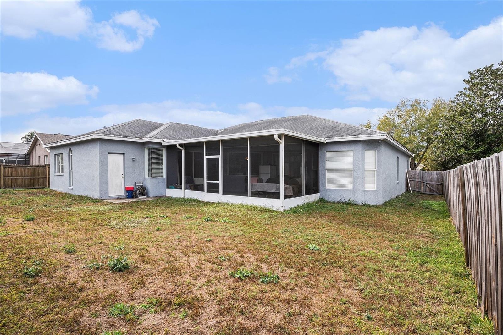 CLUBHOUSE ESTATES AT SUMMERFIE - Residential