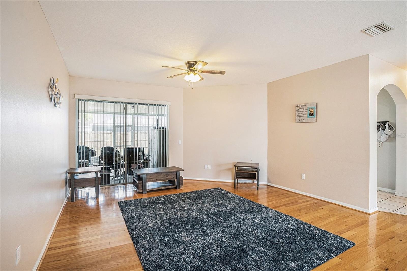 CLUBHOUSE ESTATES AT SUMMERFIE - Residential