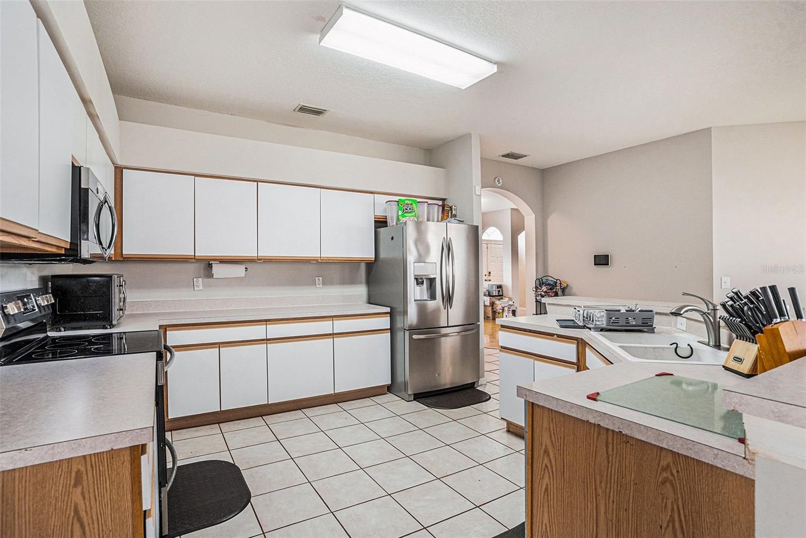 CLUBHOUSE ESTATES AT SUMMERFIE - Residential