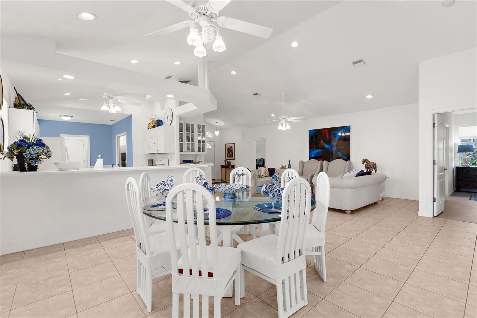 VENICE PALMS PH 1 - Residential