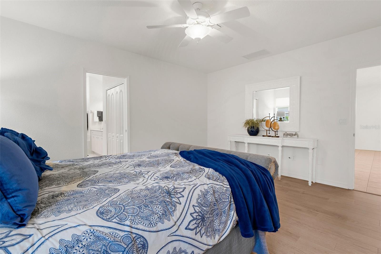 VENICE PALMS PH 1 - Residential