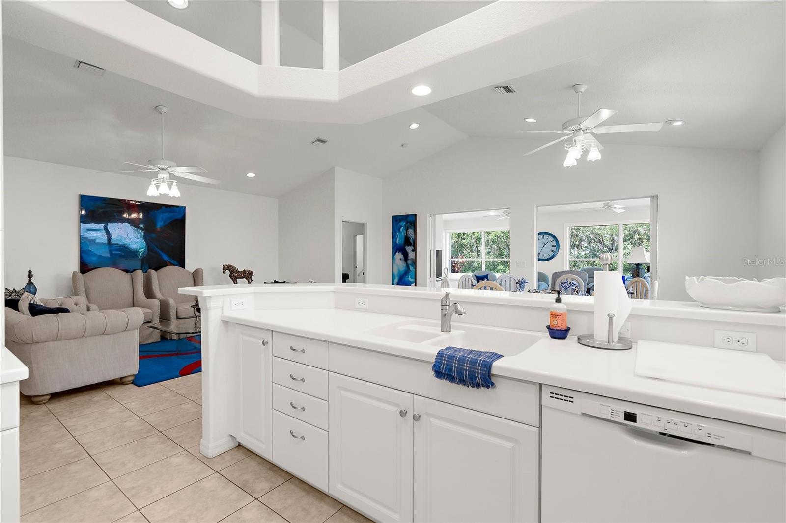 VENICE PALMS PH 1 - Residential