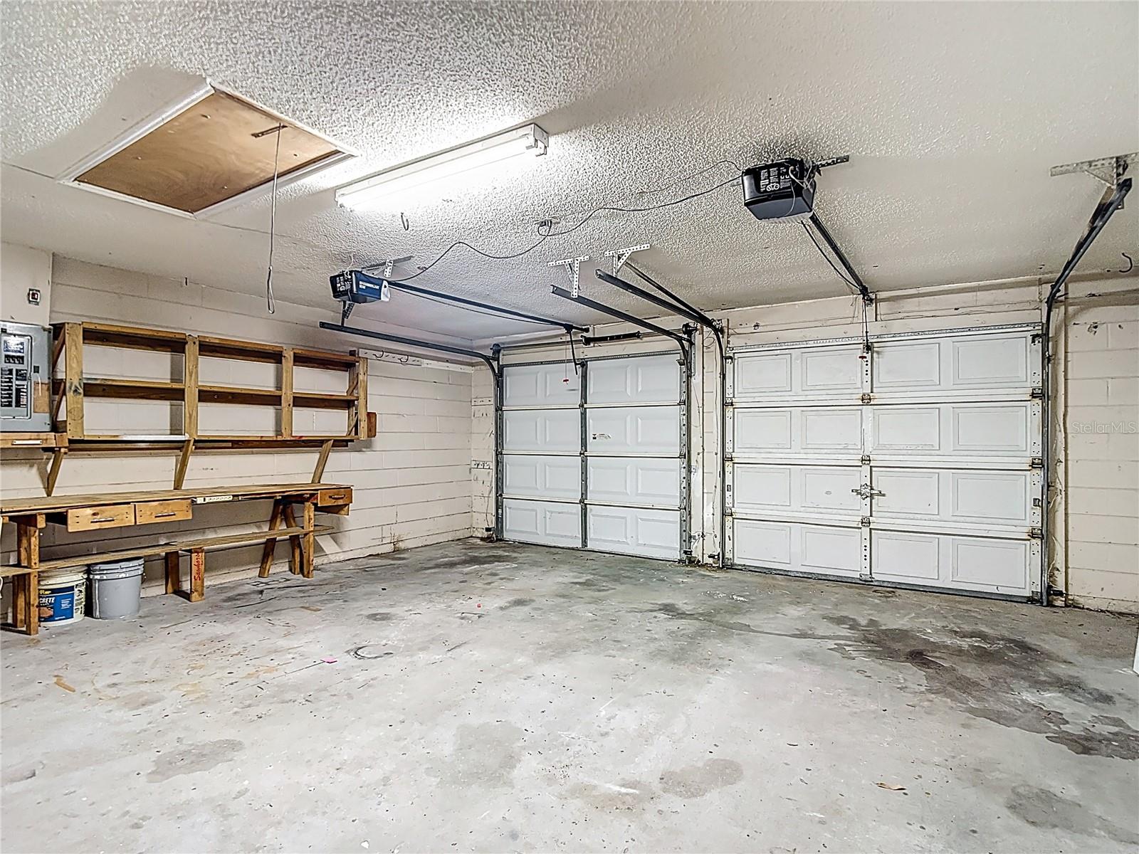 TURTLE LAKES - Residential