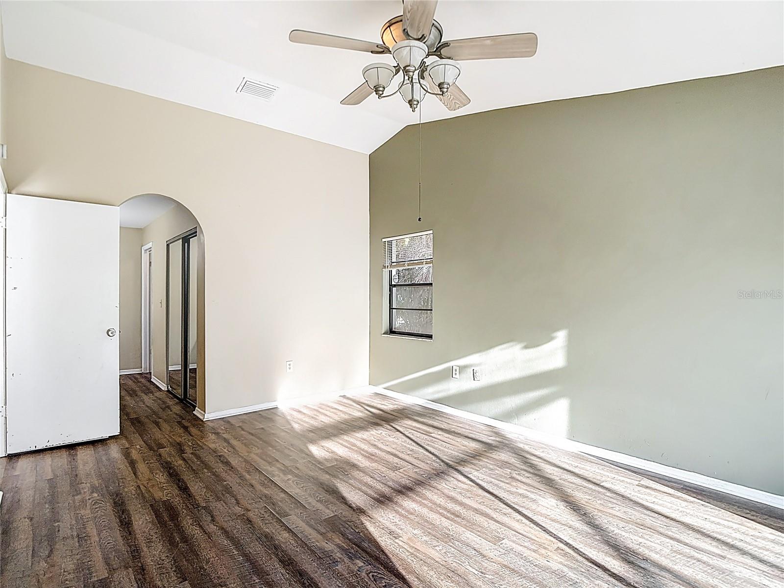 TURTLE LAKES - Residential