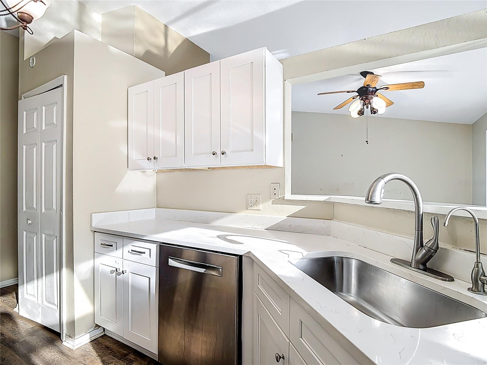 TURTLE LAKES - Residential