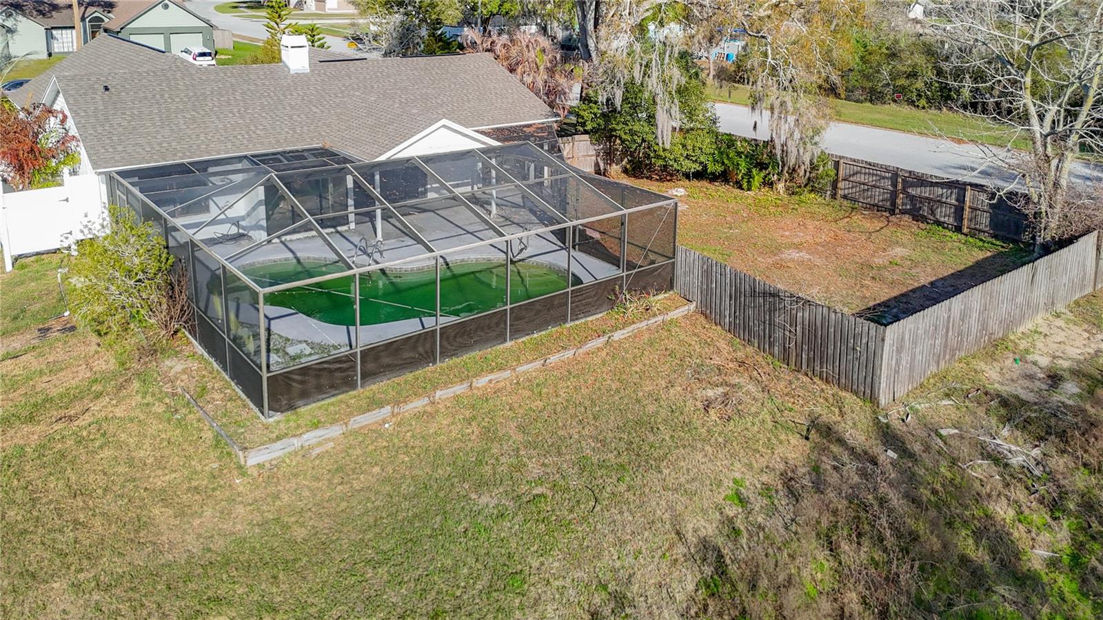 TURTLE LAKES - Residential