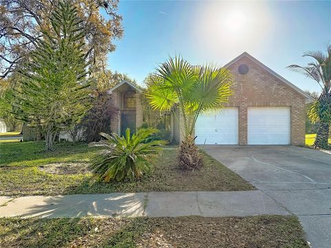 Photo of 1040 Sawyers Court, Lutz, FL 33559 (MLS # TB8486103)